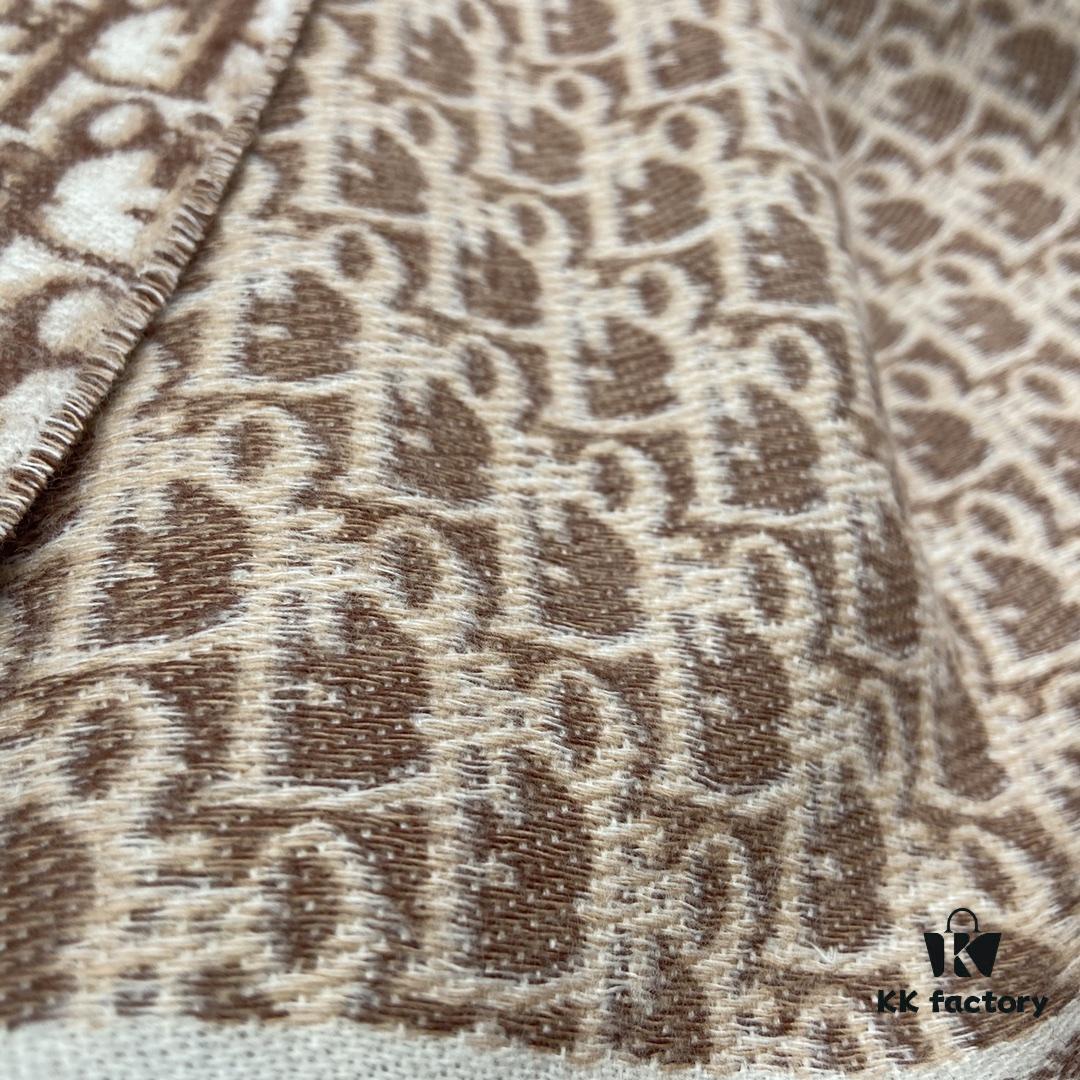 6931a8e9ccd8ab3d7af9d4f1 Khaki Dior Winter Must-Have Super Classic Cashmere Scarf