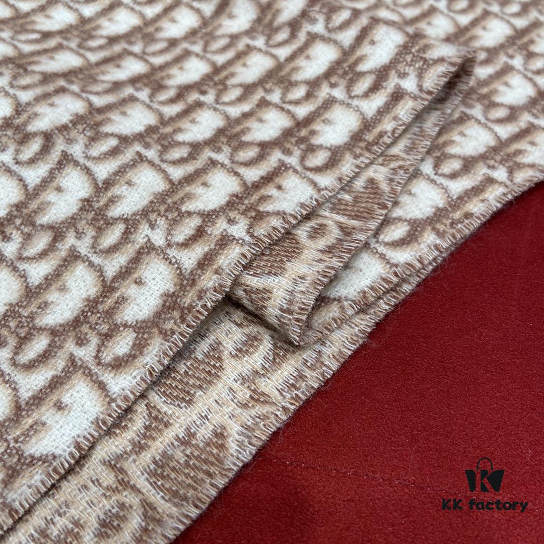 6931a8e9ccd8ab3d7af9d4f3 Khaki Dior Winter Must-Have Super Classic Cashmere Scarf