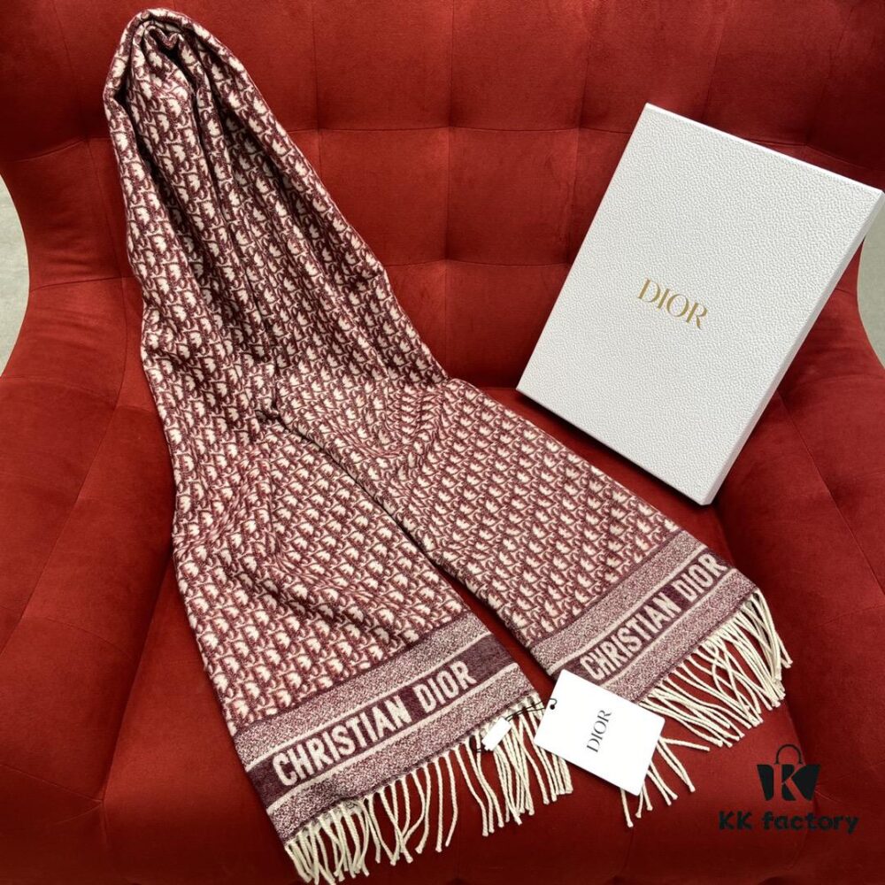 6931a8e9ccd8ab3d7af9d4f7 RED DIOR Super Hard-to-Get Classic Cashmere Scarf in Winter, Warm and Stylish, 100% Pure Cashmere, Soft and Thick Windproof, 45cm*200cm