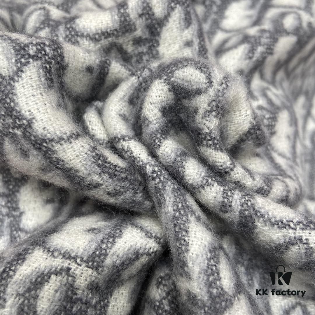 6931a8eaccd8ab3d7af9d505 Dior Gray Winter Super Hard-to-Find Classic Cashmere Scarf