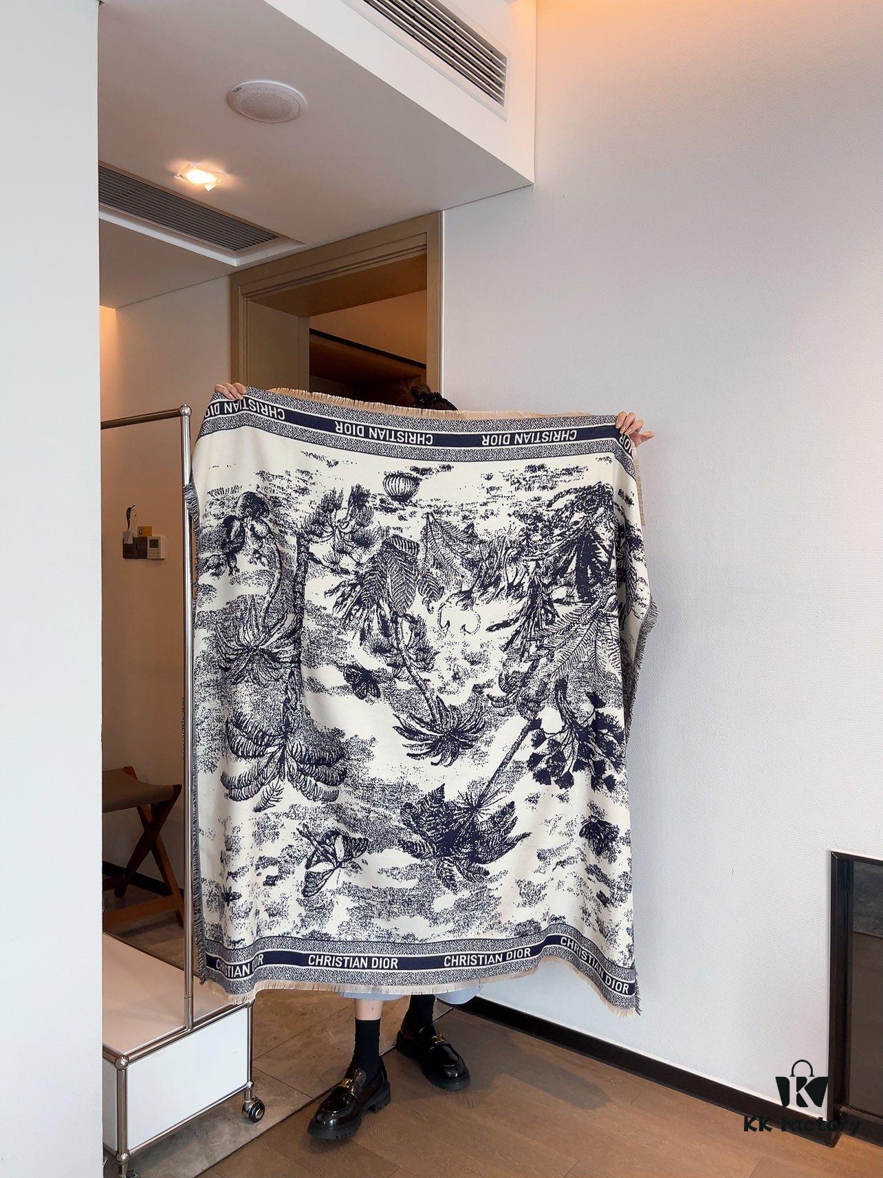 6931a8f2ccd8ab3d7af9d58e New Arrival❤️ DIOR 2022 Spring Collection 'Rueil Hand-Painted Velvet Scarf'