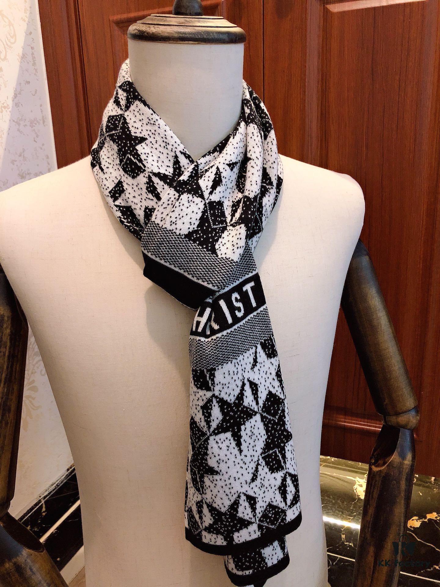 6931a8f5ccd8ab3d7af9d5bd Dior Men's Cashmere Knit Scarf, High-End Classic Design, Matches Store Version