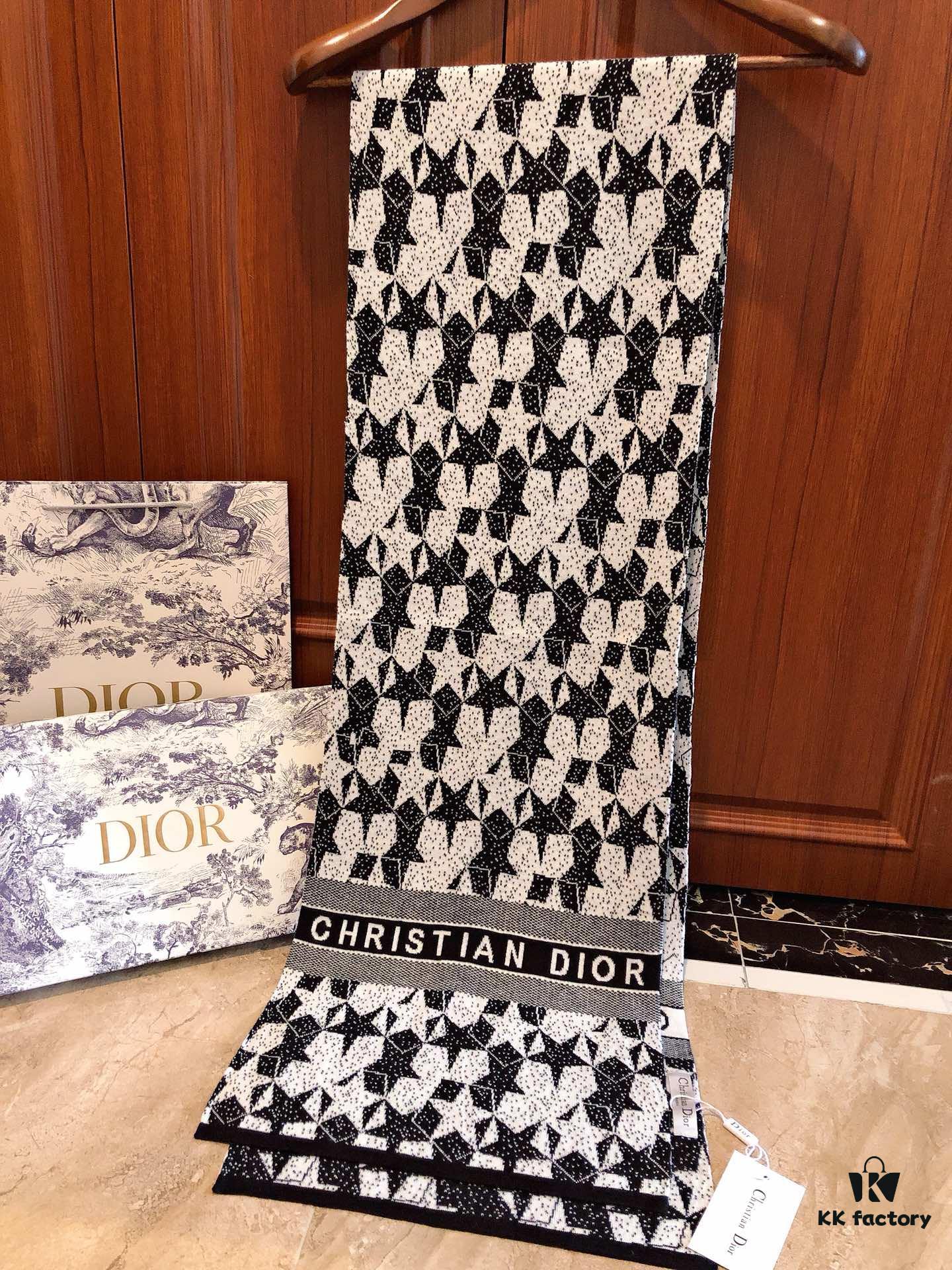6931a8f6ccd8ab3d7af9d5c3 Dior Men's Cashmere Knit Scarf, High-End Classic Design, Matches Store Version