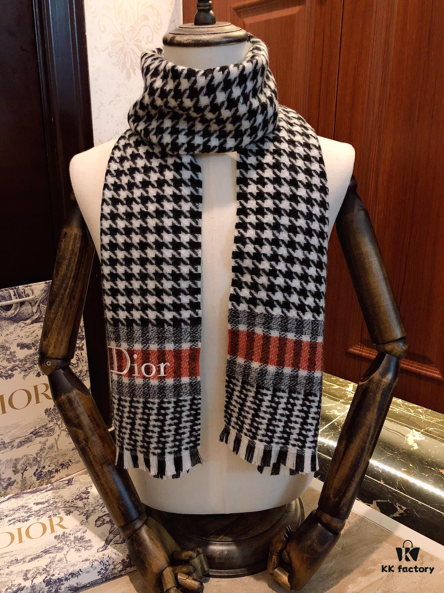 6931a8f6ccd8ab3d7af9d5ce Dior Hot-Selling New Checkered Pattern Scarf, Celebrity Favorite, Classic and Timeless Design