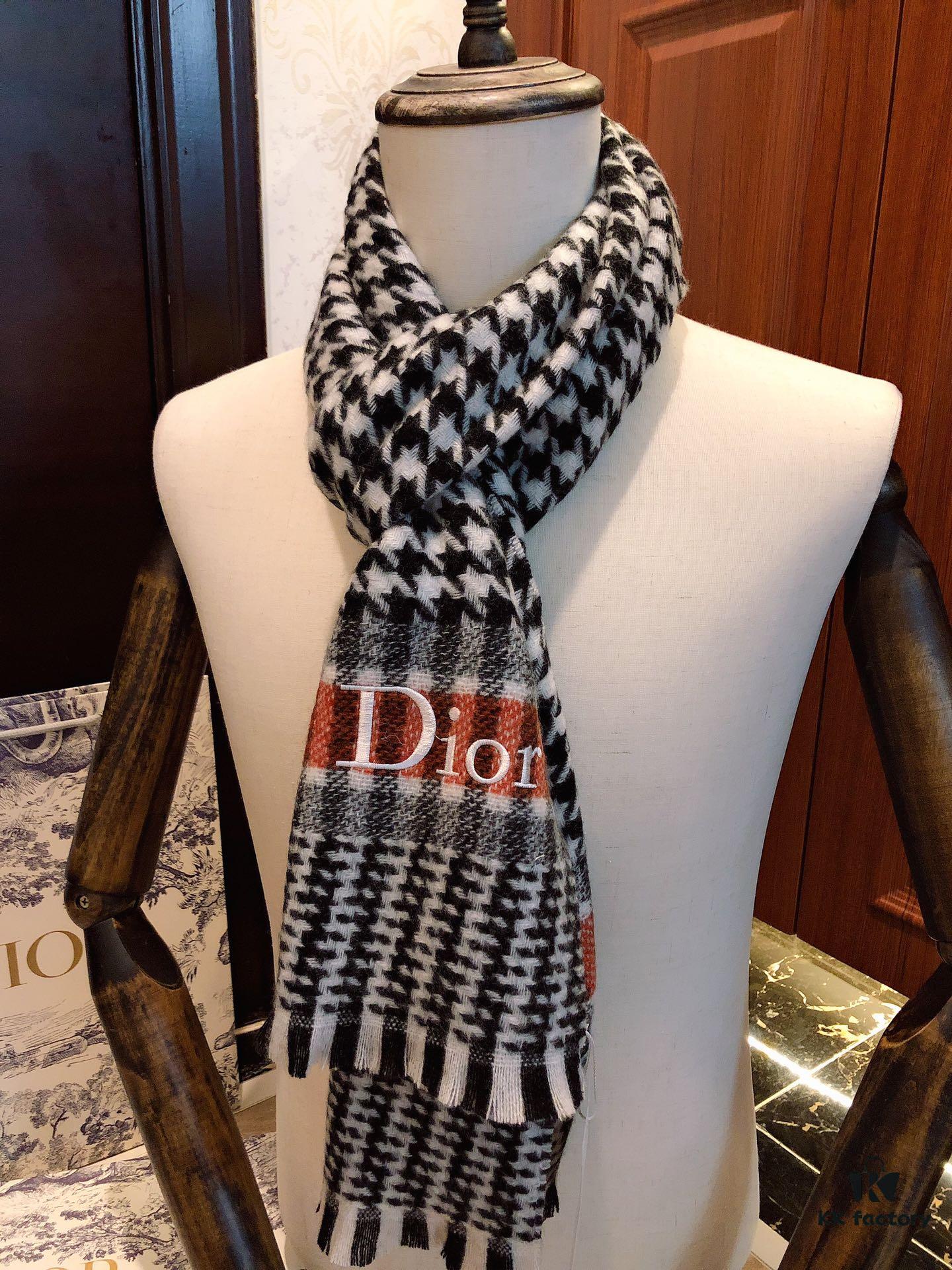 6931a8f7ccd8ab3d7af9d5cf Dior Hot-Selling New Checkered Pattern Scarf, Celebrity Favorite, Classic and Timeless Design