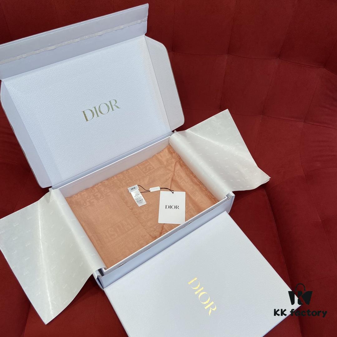 6931a8ffccd8ab3d7af9d653 Dior Vintage Flower - Blush Pink, 50% Mulberry Silk, 28% Wool, 22% Cashmere, 140cm*140cm Soft and Skin-Friendly Shawl or Neck Wrap