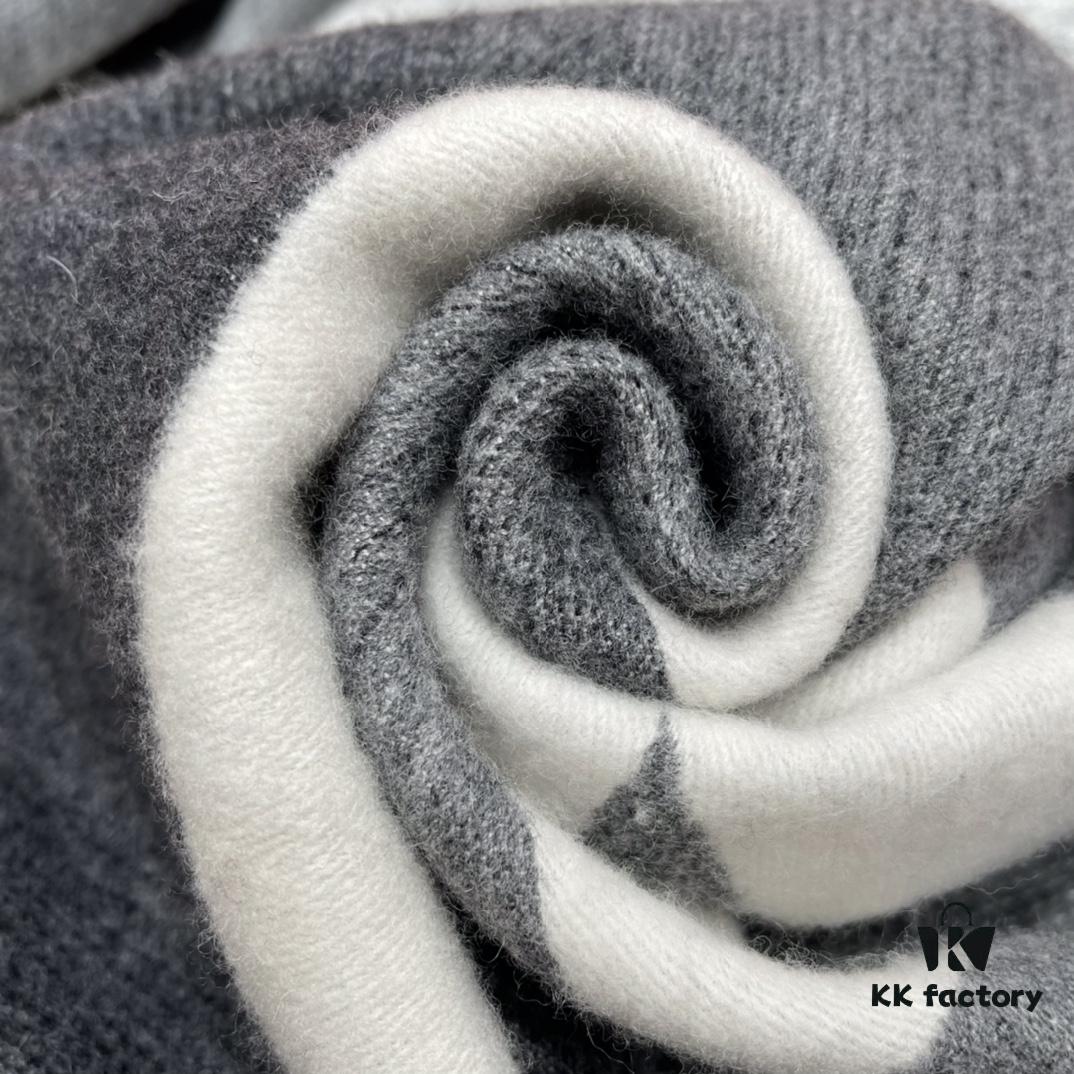 6931a90cccd8ab3d7af9d731 CHANEL Gradient Shawl Great Value – Dual Purpose Shawl Scarf, Elegant and Soft, 53% Cashmere 47% Wool, 70*200CM