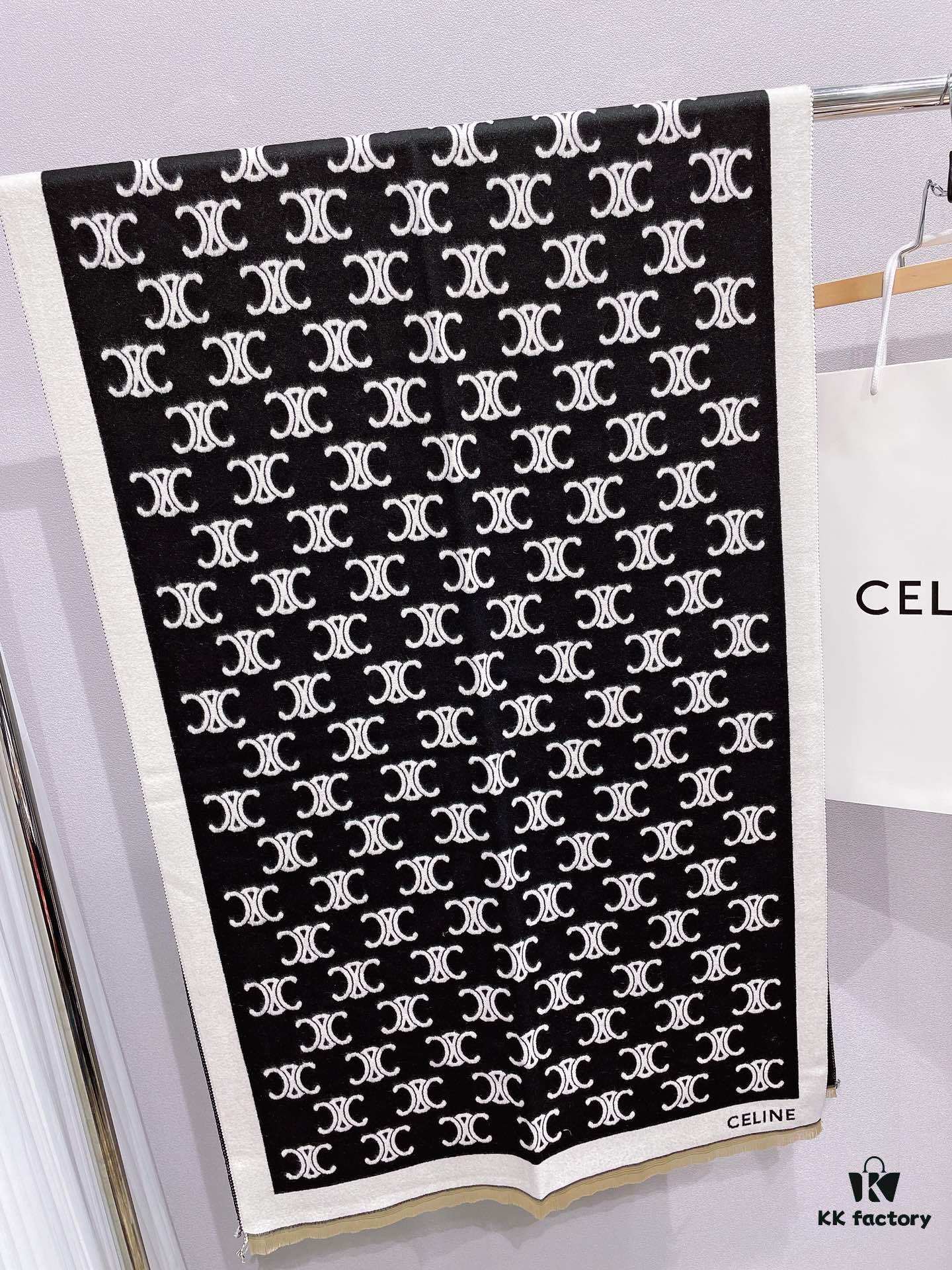 6931a911ccd8ab3d7af9d77b CELINE New Arrival Exquisitely Designed, Stylish and Warm-Resistant Piece