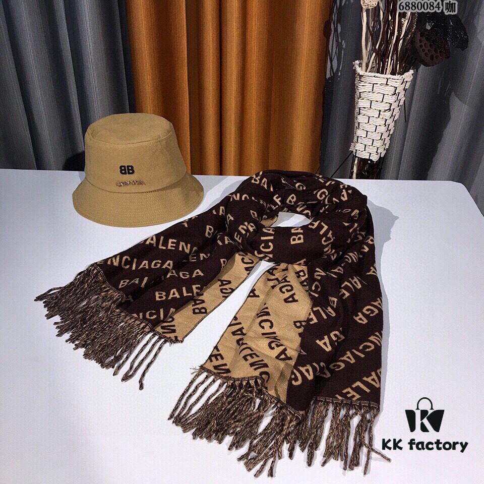 6931a912ccd8ab3d7af9d78a New Arrival 💖💃🏻💃🏻 Balenciaga BALENCIAGA High-Quality Angora Blended Yarn Scarf‼ Limited Stock‼ VIP Recommended ‼👍 Act Fast 【Luxury, Beloved, Baby-Soft Touch, Incredibly Comfortable ❤ Feminine Allure, Extremely Limited Quantity, Suitable for All Seasons ‼ So Beautiful It's Truly Heart-Stopping, Stunning Look When Worn, Exceptional Quality 👍‼ This Scarf Exudes a Designer Aura While Remaining Exquisitely Elegant 🟡 A Must-Have New Arrival 🟡‼ Holding the Real Item Will Make You Glad to Be a Woman — A Supreme Choice for Discerning Tastes 😂 Worth Appreciating ‼ The Perfect Choice for Elegance and Style, First Choice for DITAILS 👍 VIPs, Grab Yours Now ‼🌟【6880084】