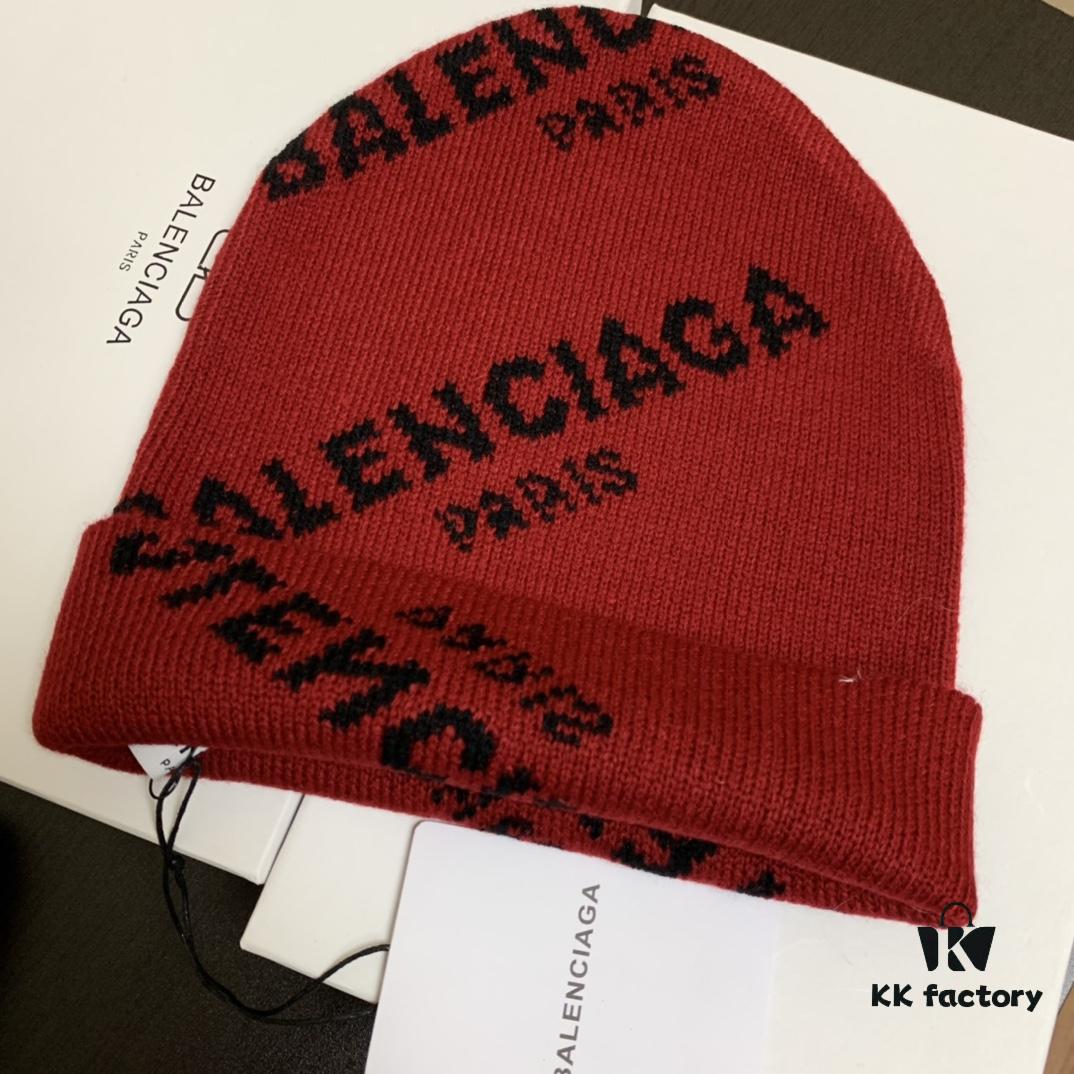 6931a91eccd8ab3d7af9d841 Balenciaga Hat, a Timeless Symbol of Fashion and Youth, Perfect Black and White Combination, Essential for Trendsetters! 100% Cashmere, Elegant Logo Jacquard, Soft and Skin-Friendly Texture