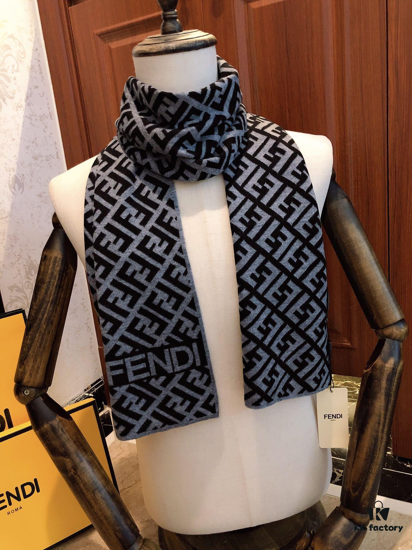 6931a925ccd8ab3d7af9d8ba FENDI (Fendi) High-End Cashmere Knit Scarf, Synchronized with Boutique