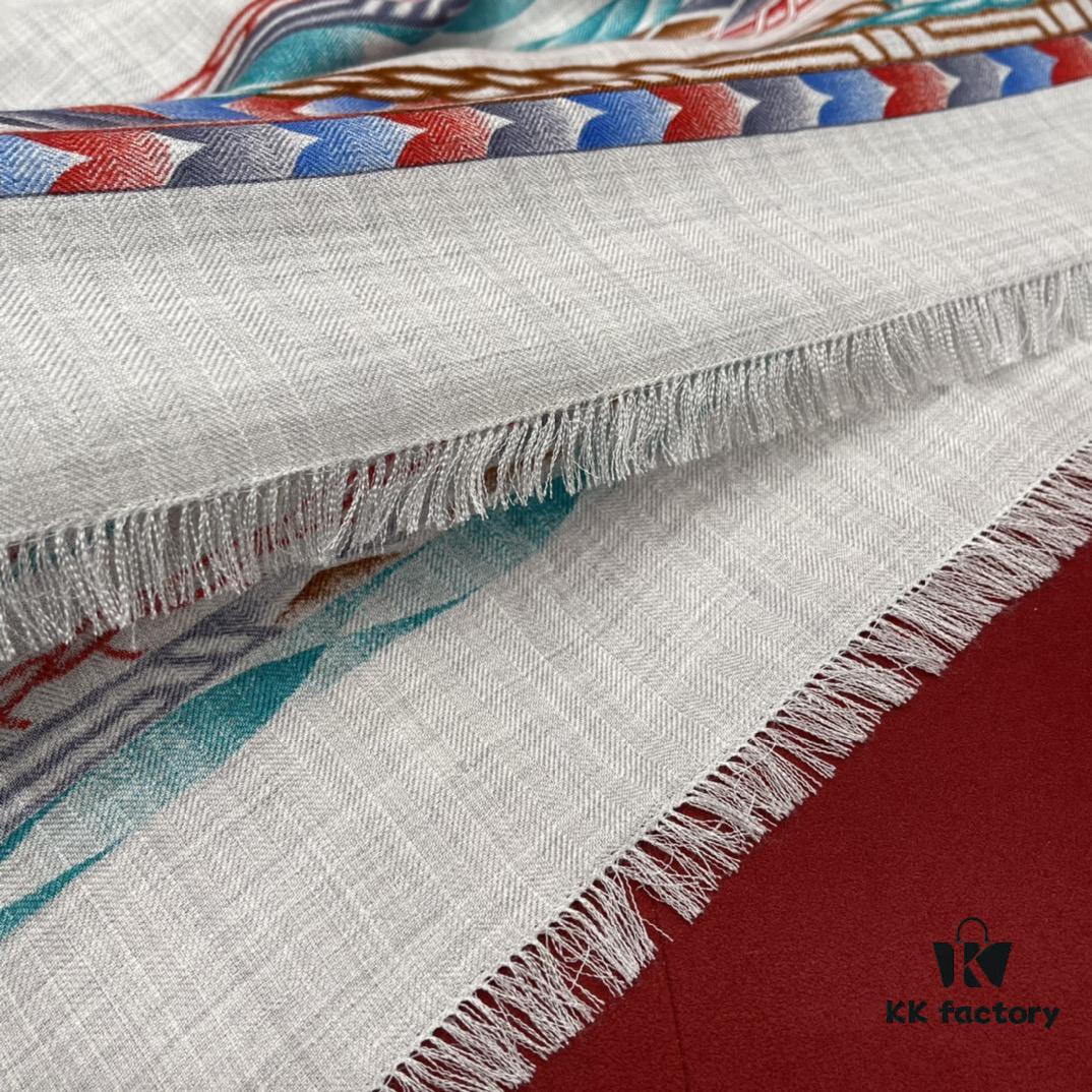 Hermes Bathrobe Shawl 90*180cm 70% Cashmere 30% Mulberry Silk Plaid Scarf Suitable for All Seasons Velvet Fabric Warm in Winter Cool in Summer