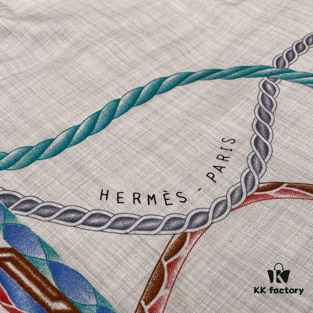 Hermes Bathrobe Shawl 90*180cm 70% Cashmere 30% Mulberry Silk Plaid Scarf Suitable for All Seasons Velvet Fabric Warm in Winter Cool in Summer