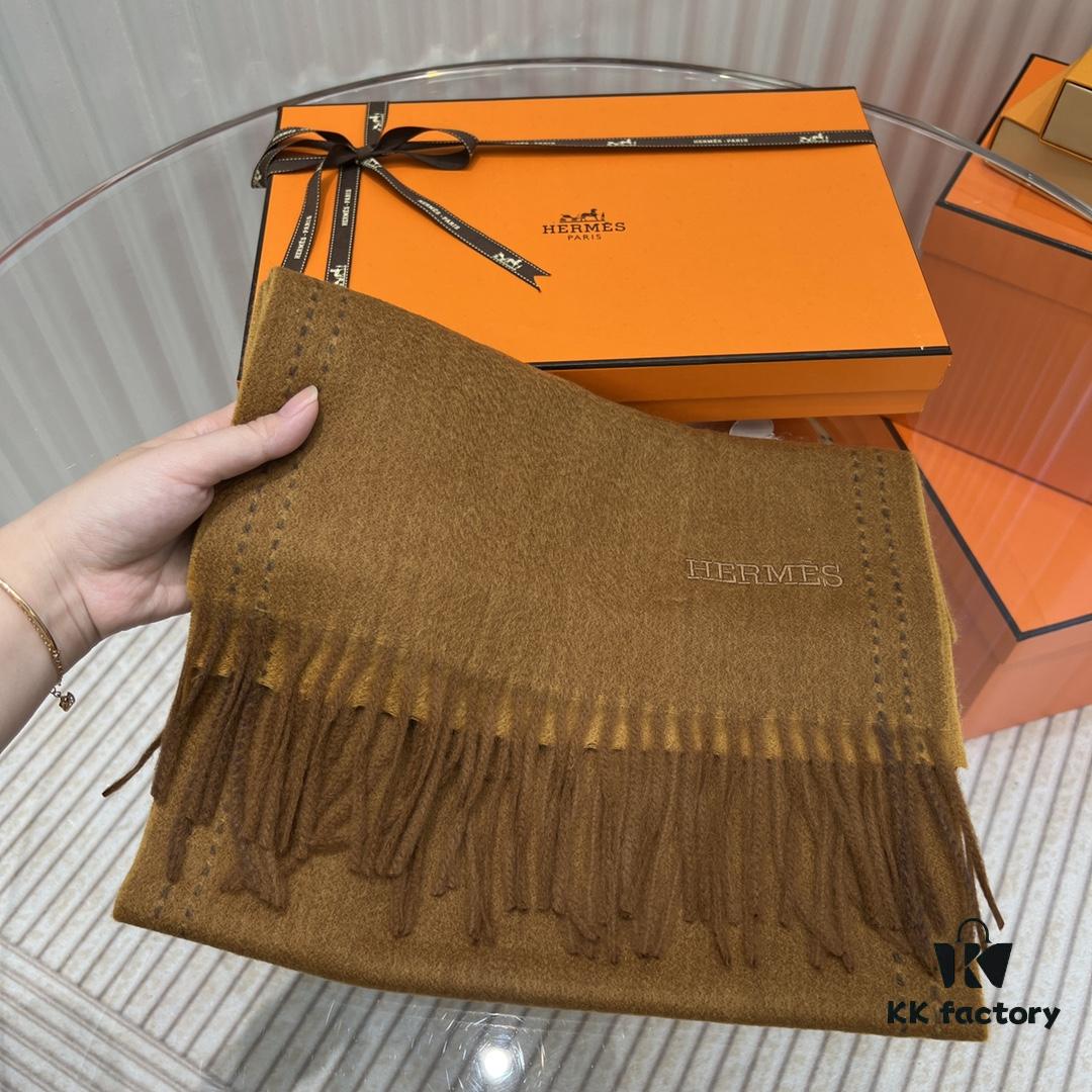 6931a934ccd8ab3d7af9d9a6 Hermes · Autumn-Winter New Arrival · Two-Tone Threaded Cashmere Scarf