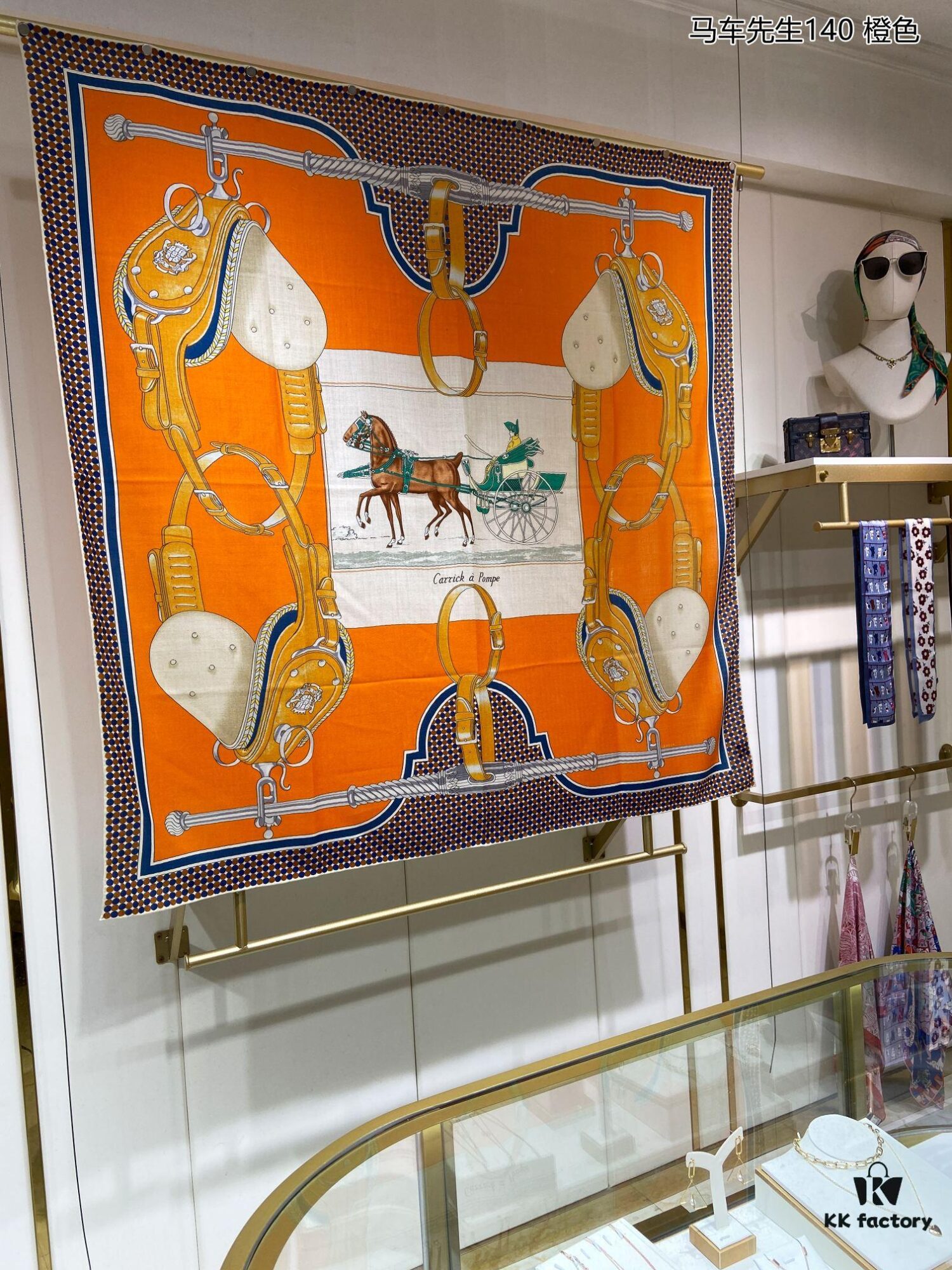 New Cashmere Scarf 👏👏 Everyone Who Buys Says It's Beautiful! Recommended 💕 [Mr. Carriage 140] Cashmere Square Scarf, Top-Tier Craftsmanship at an Incredible Value! Gift Like Hermès Counter Bestseller 🎁💟