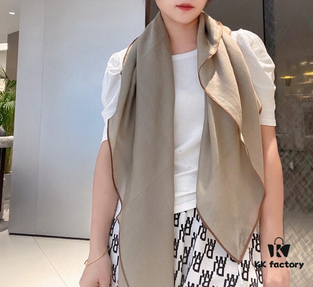 2022 Hermès New Arrival Cashmere Scarf – Italian Crafted Baby Cashmere, Elegant Solid Color Design, 100% Pure Cashmere, 100cm x 100cm