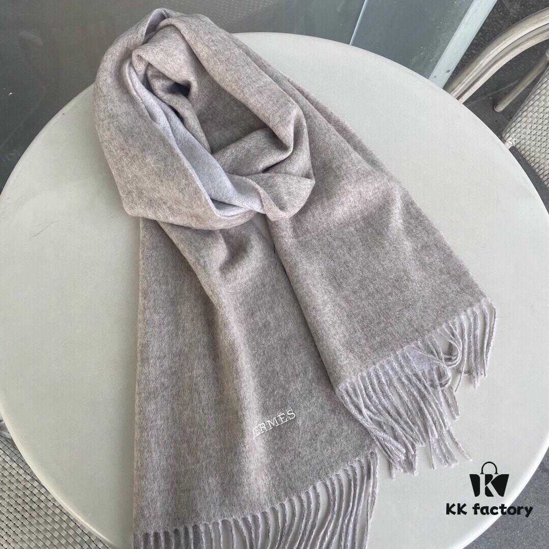 6931a946ccd8ab3d7af9dac7 Hermes · Hermès Paris Fashion Show Business Unisex Double-Sided Cashmere Shawl