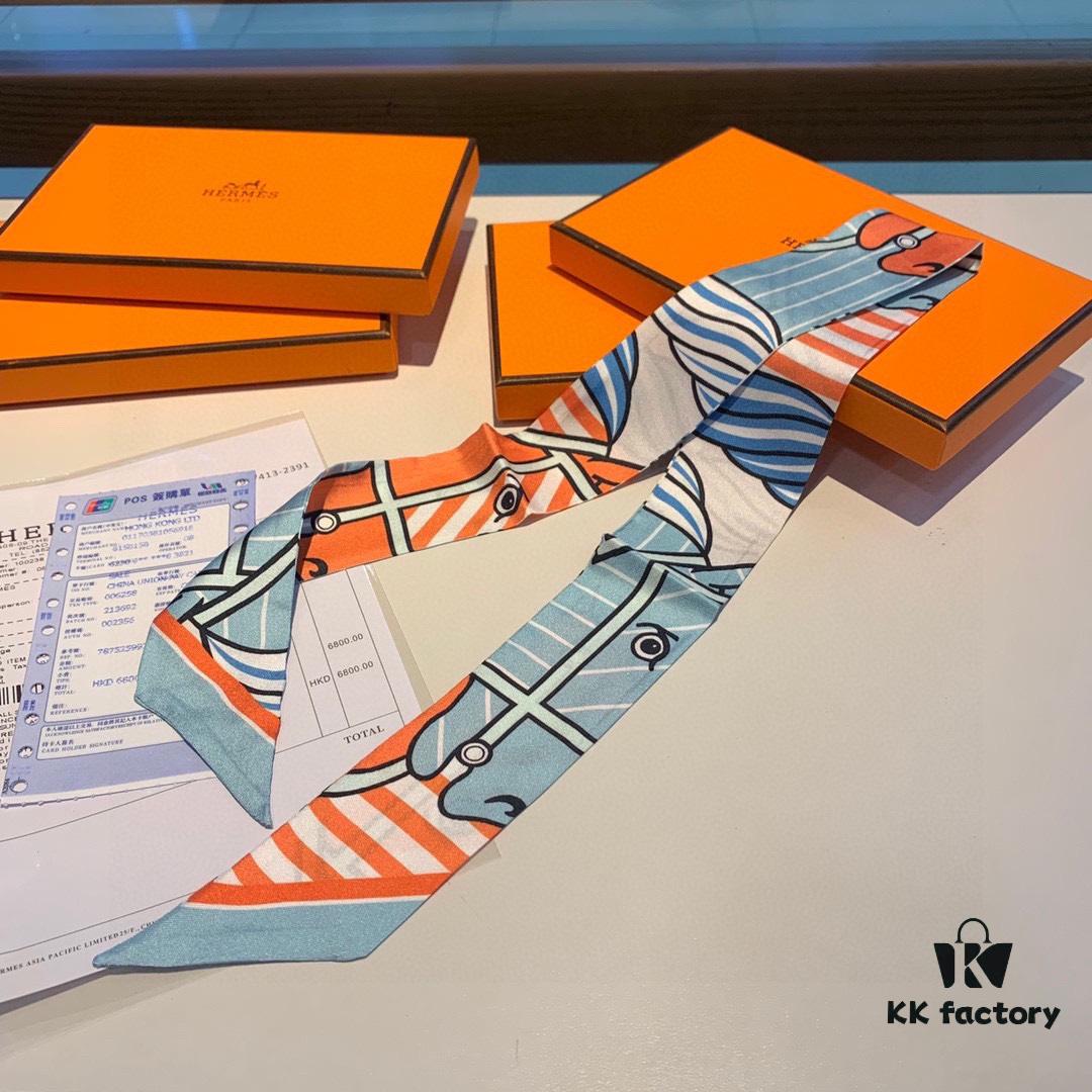 Hermès Twill Silk Scarf (100% Mulberry Silk) with Packaging