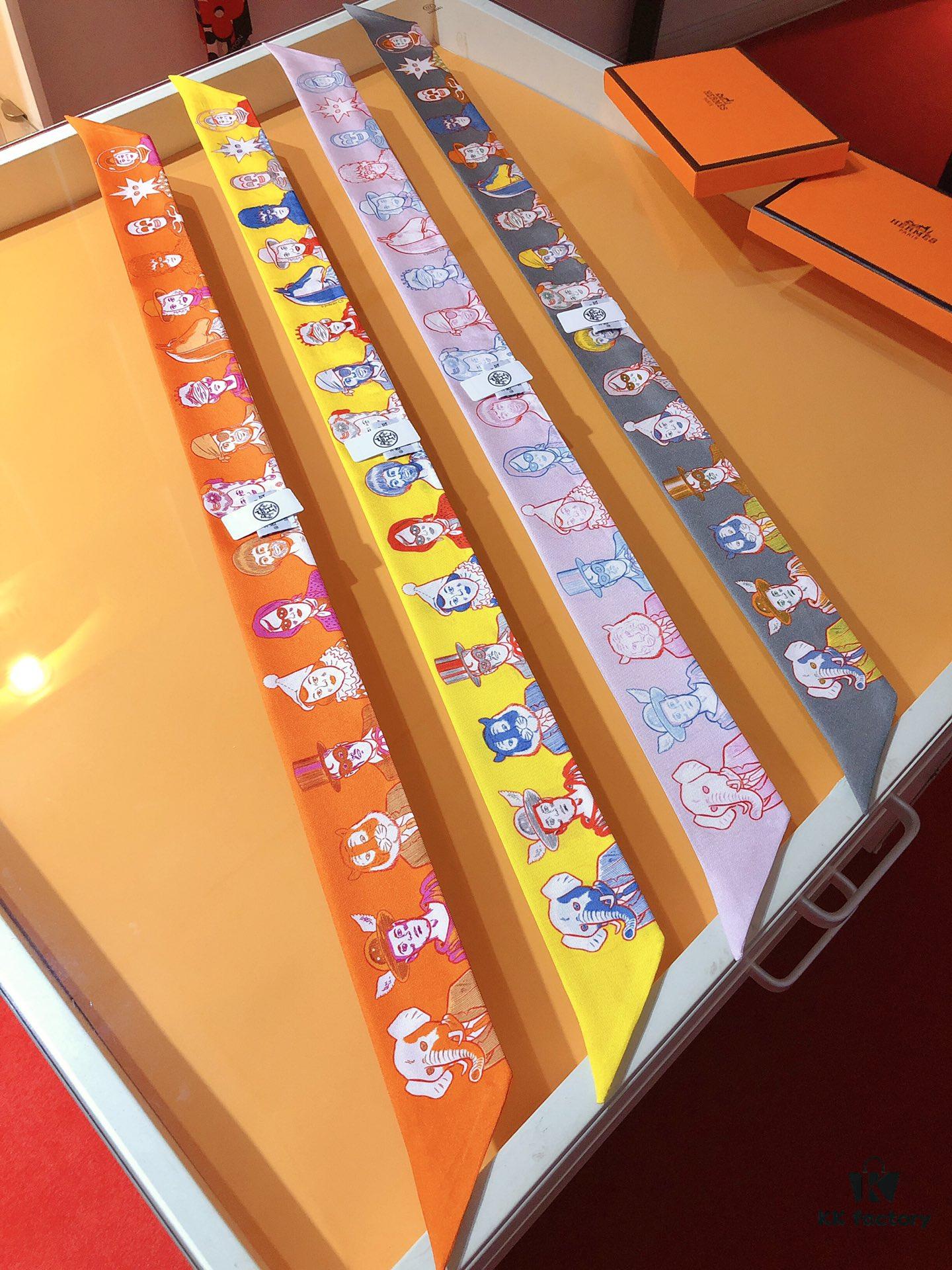 6931a94fccd8ab3d7af9db5a Hermès 'Dress Code' Silk Ribbon – A Stunning Collection of Portraits! Historical Figures, Legends, or Unexpected Characters – A Playful Fusion of Themes and Eras