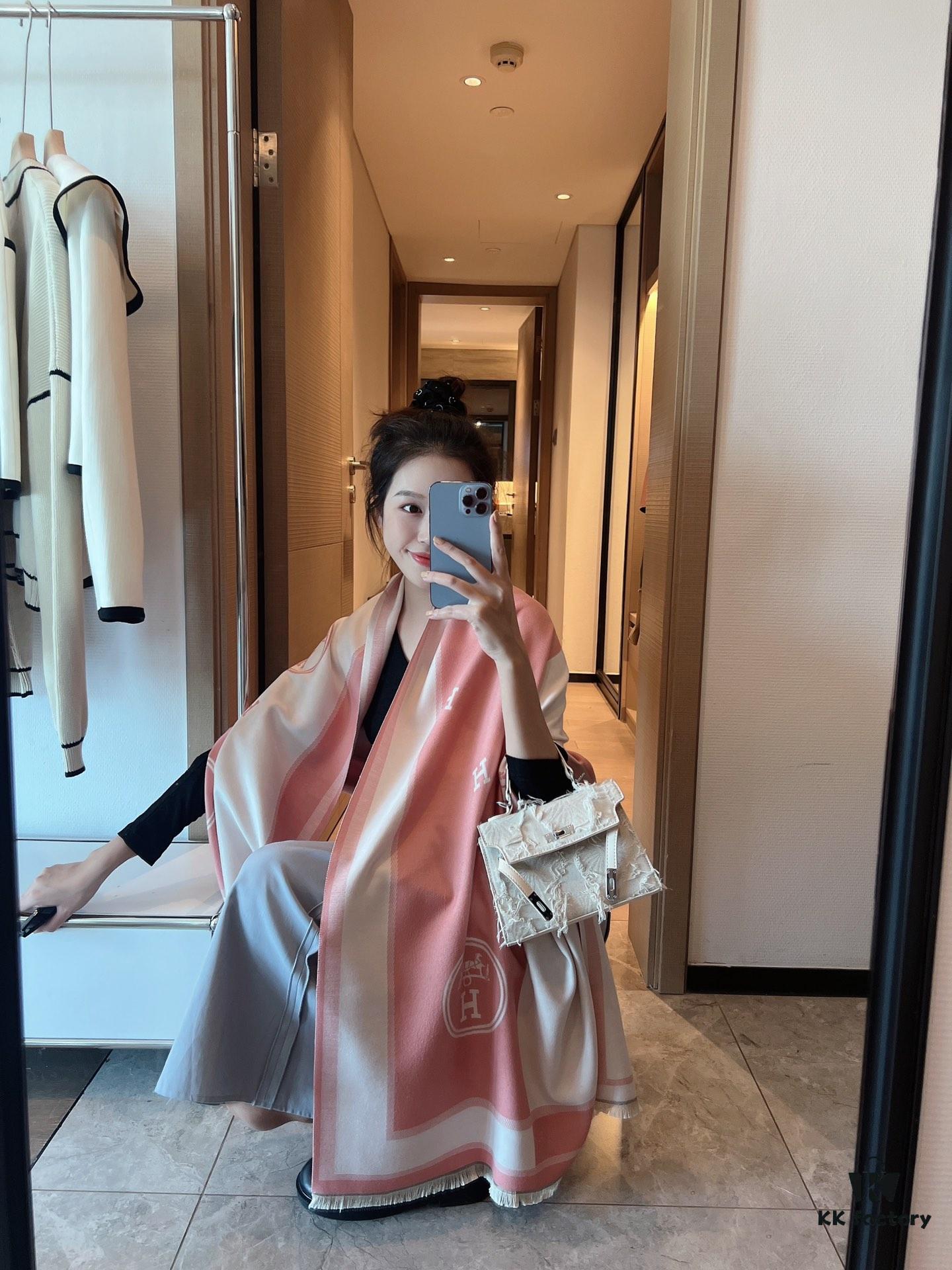 Hermès Super Premium Scarf Arrives – A New Milestone in Luxury Design