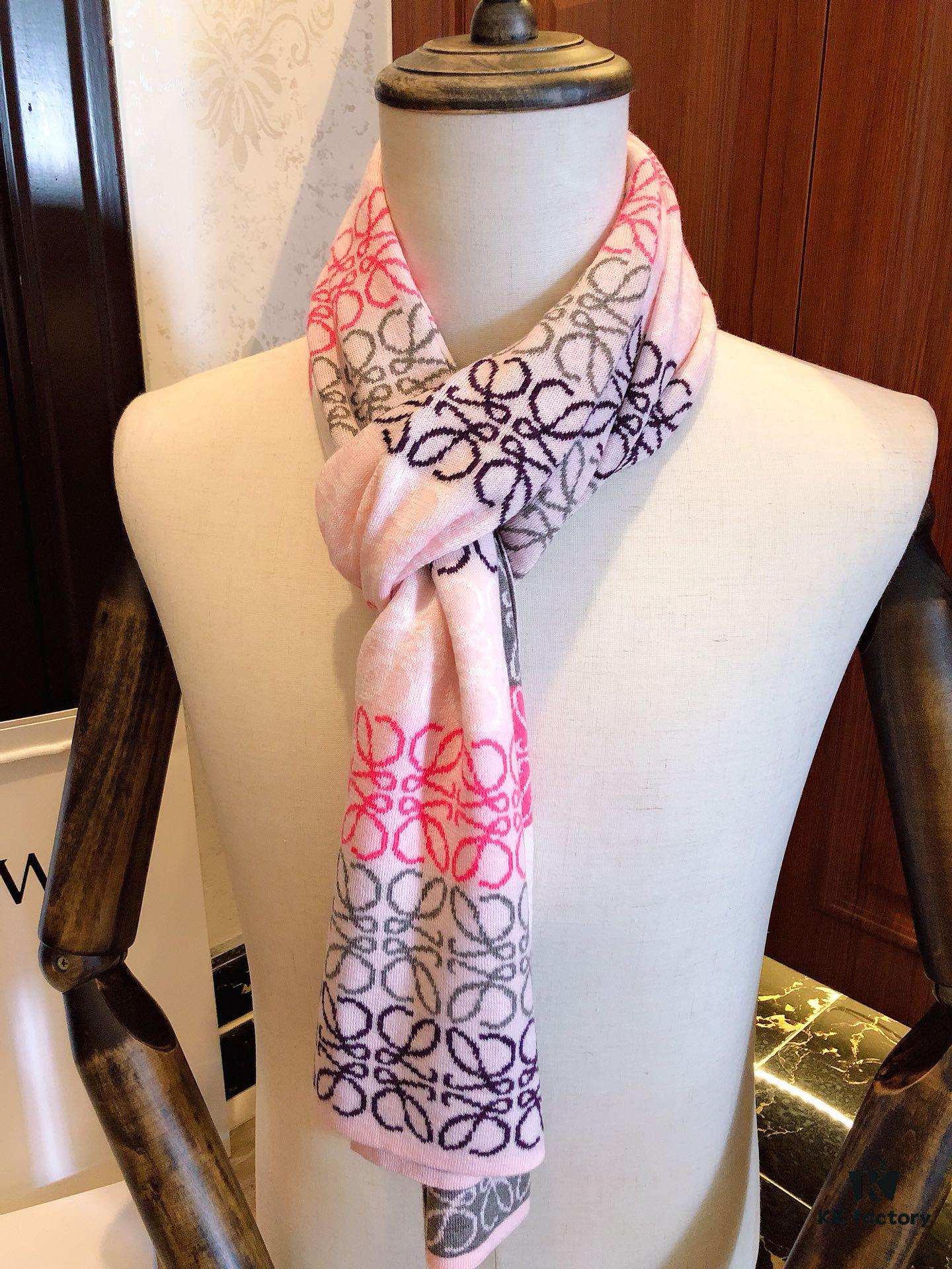 6931a95accd8ab3d7af9dbfd LOEWE Men's Cashmere Knit Scarf, High-End Classic Design, Matches Store Version