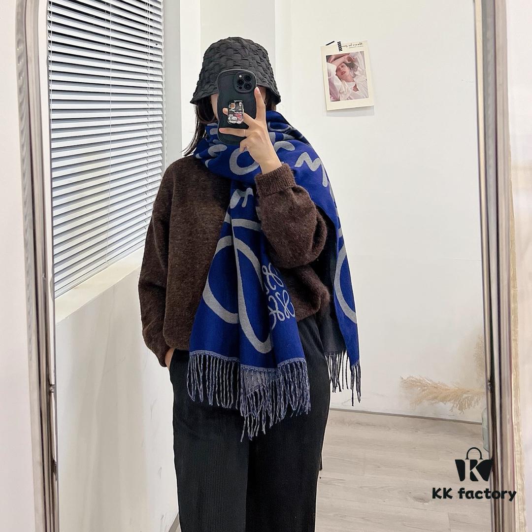 Loewe 2022 Latest Graffiti Design Reversible Scarf Unisex