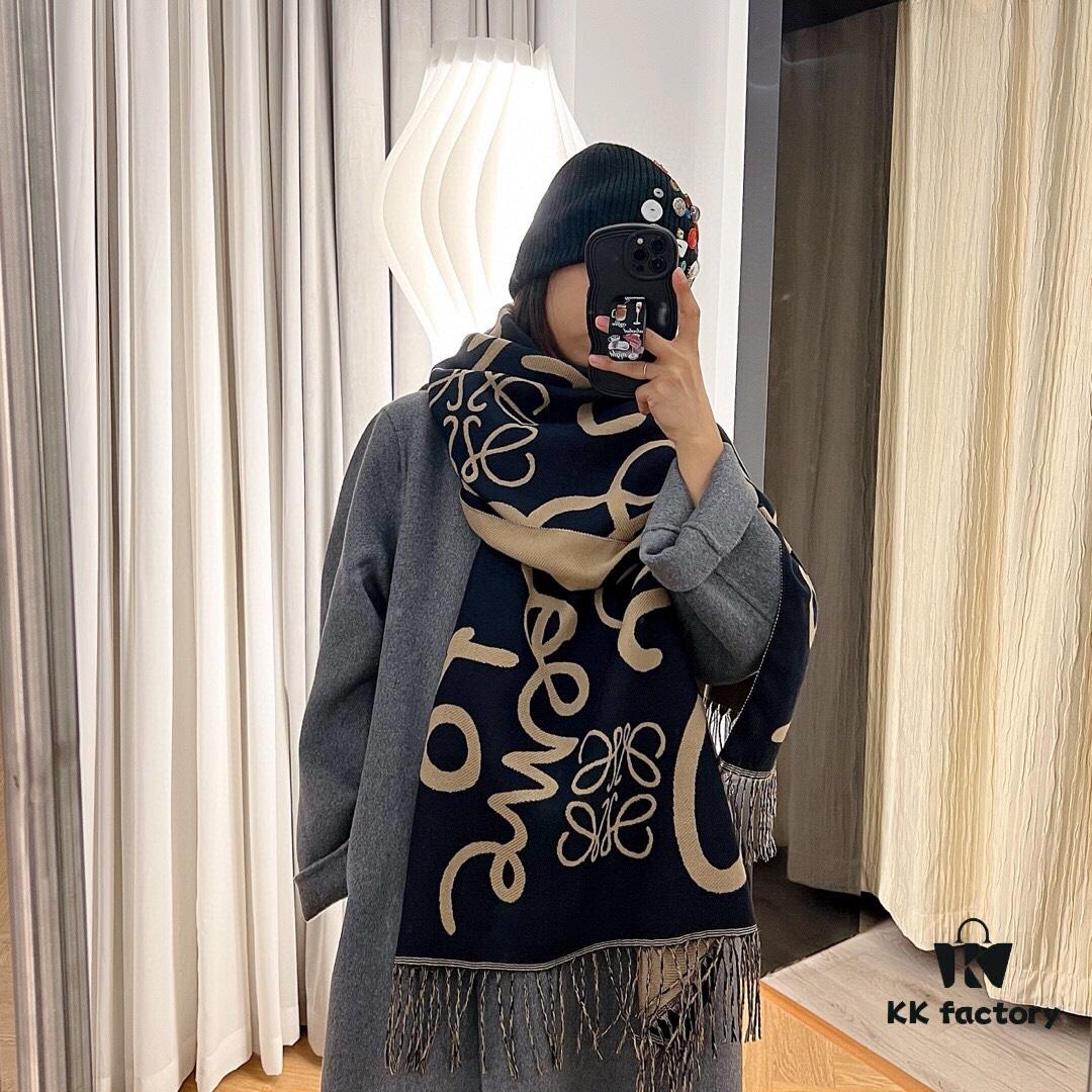Loewe 2022 Latest Graffiti Design Reversible Scarf Unisex