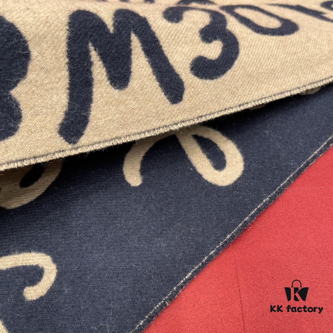 6931a95eccd8ab3d7af9dc2d LOEWE 2022 Fall/Winter Graffiti Scarf – A Playful and Youthful Winter Must-Have