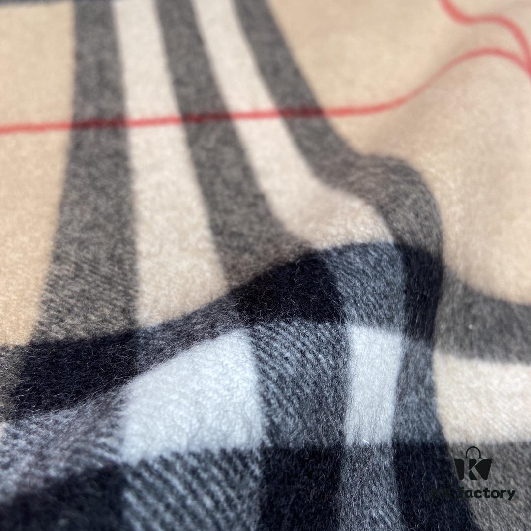 6931a964ccd8ab3d7af9dc85 【Collector's Beige】 BURBERRY Classic Entry-Level Bestseller, Timeless Plaid Design, Simple and Elegant Unisex Scarf, An Everlasting Fashion Piece – Upgraded Version with No Color Difference, Original Factory Yarn Material – Size: 168*30cm
