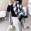 Burberry's Most Sincere Offer 😍 Exclusive Channel Item: Classic Check Cashmere Shawl by Renowned Ba Ba, A Must-Have for Everyone! Perfect Gift for Yourself or Others 🧣