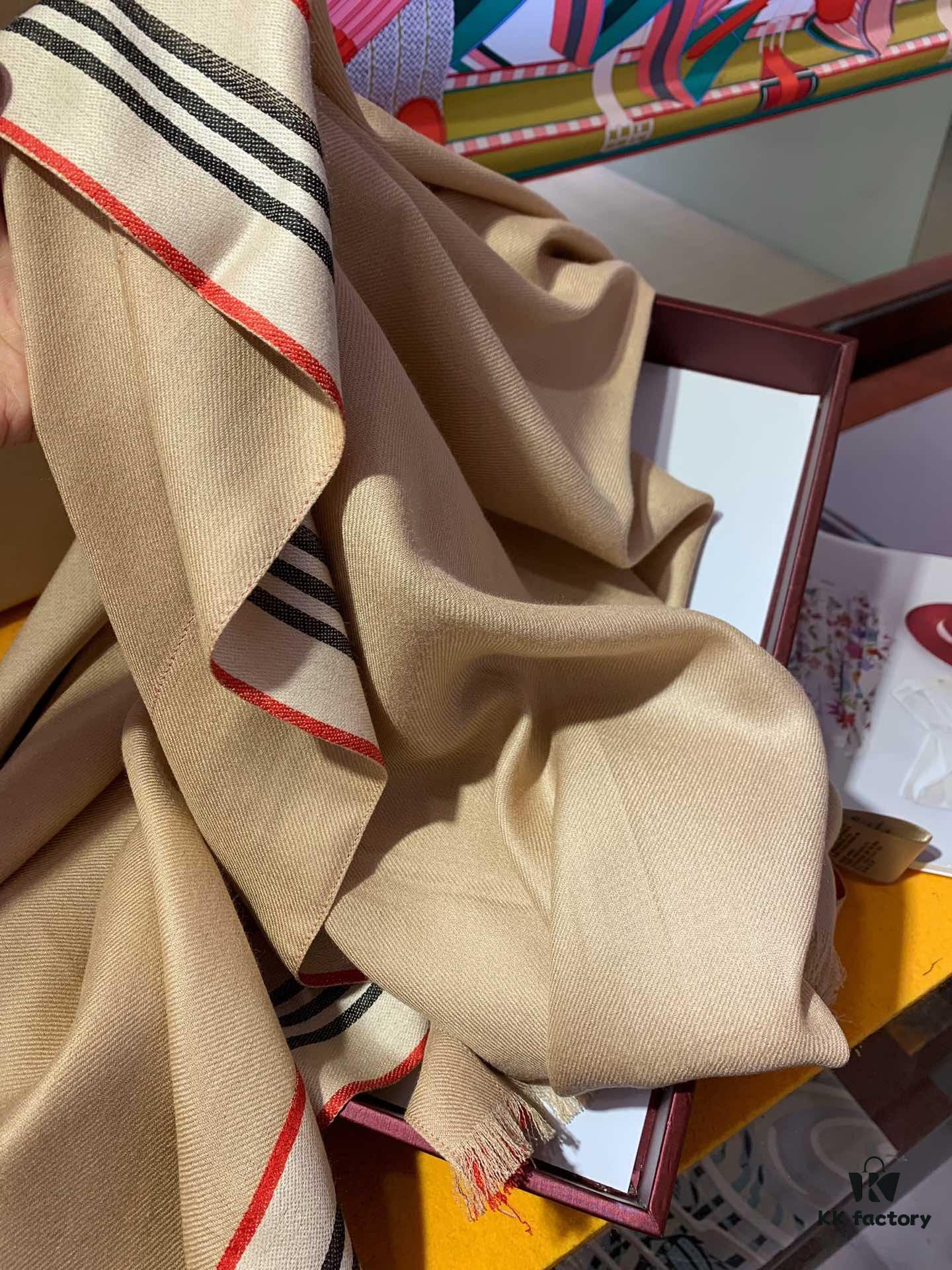 Burberry New Scarf – Elegant Solid Color with Subtle Stripes, Silk-Cashmere Blend, Lightweight and Warm