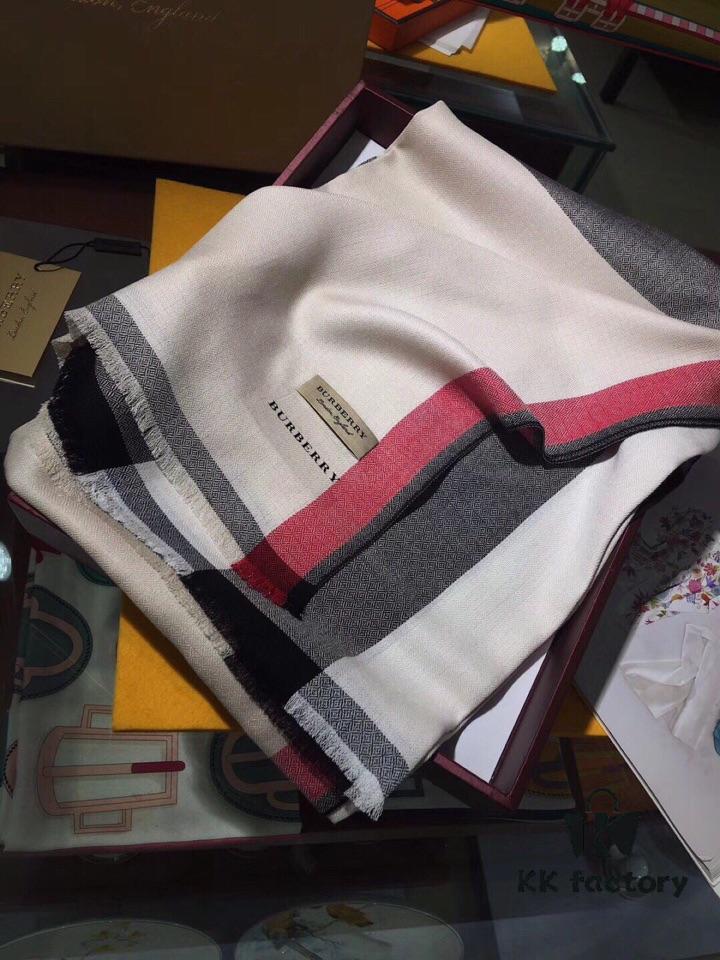 6931a969ccd8ab3d7af9dcd2 Sand Ivory White】✨ Genuine Premium Stock! Latest Export to Dubai! Burberry Classic Check Cashmere with Diamond Weave – True Royalty in Craftsmanship!