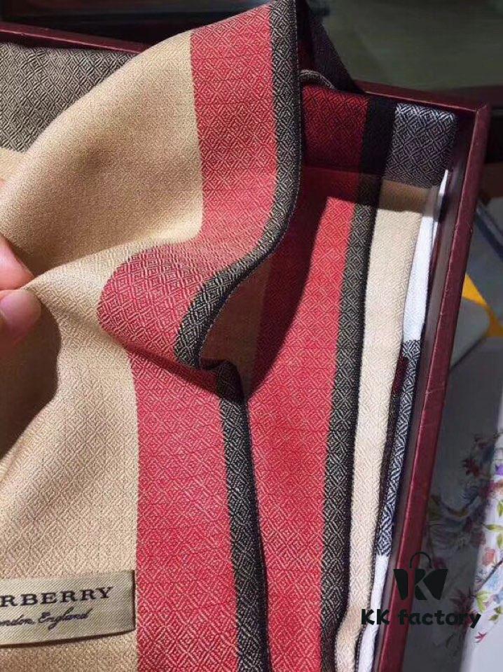6931a96accd8ab3d7af9dcde Khaki Color Genuine Premium Cashmere! Latest Export to Dubai! Burberry Classic Check Diamond Weave Season!