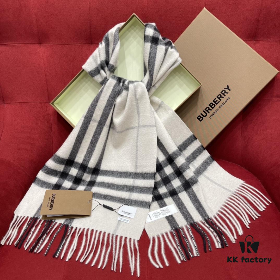 6931a970ccd8ab3d7af9dd3a Stone Gray BURBERRY Classic Entry-Level Bestseller, Timeless Check Pattern, Simple and Elegant Unisex Scarf, An Everlasting Fashion Piece