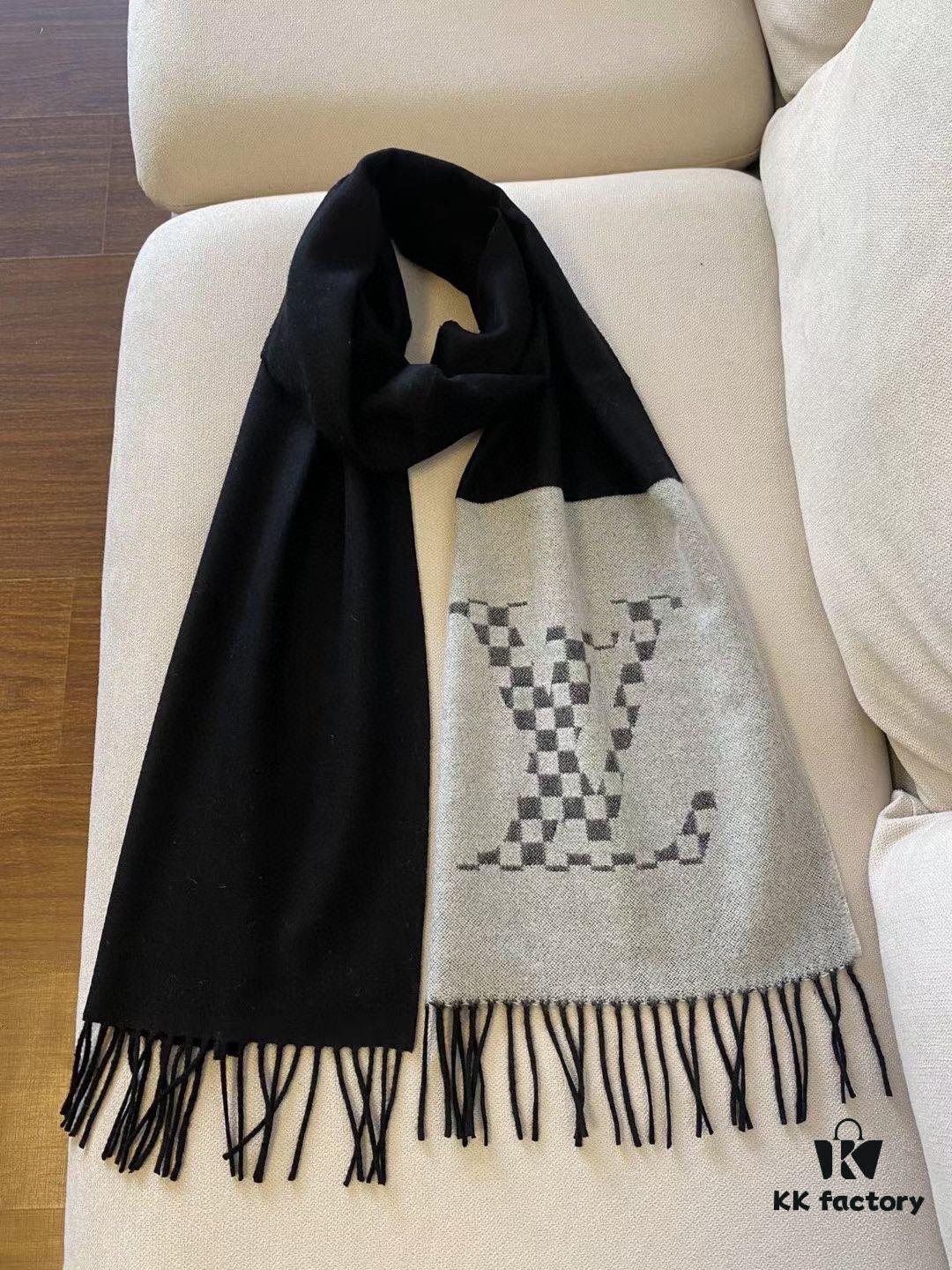 6931a979ccd8ab3d7af9ddd5 LV Latest Black and Gray Men's Cashmere Scarf with Two-Tone Design