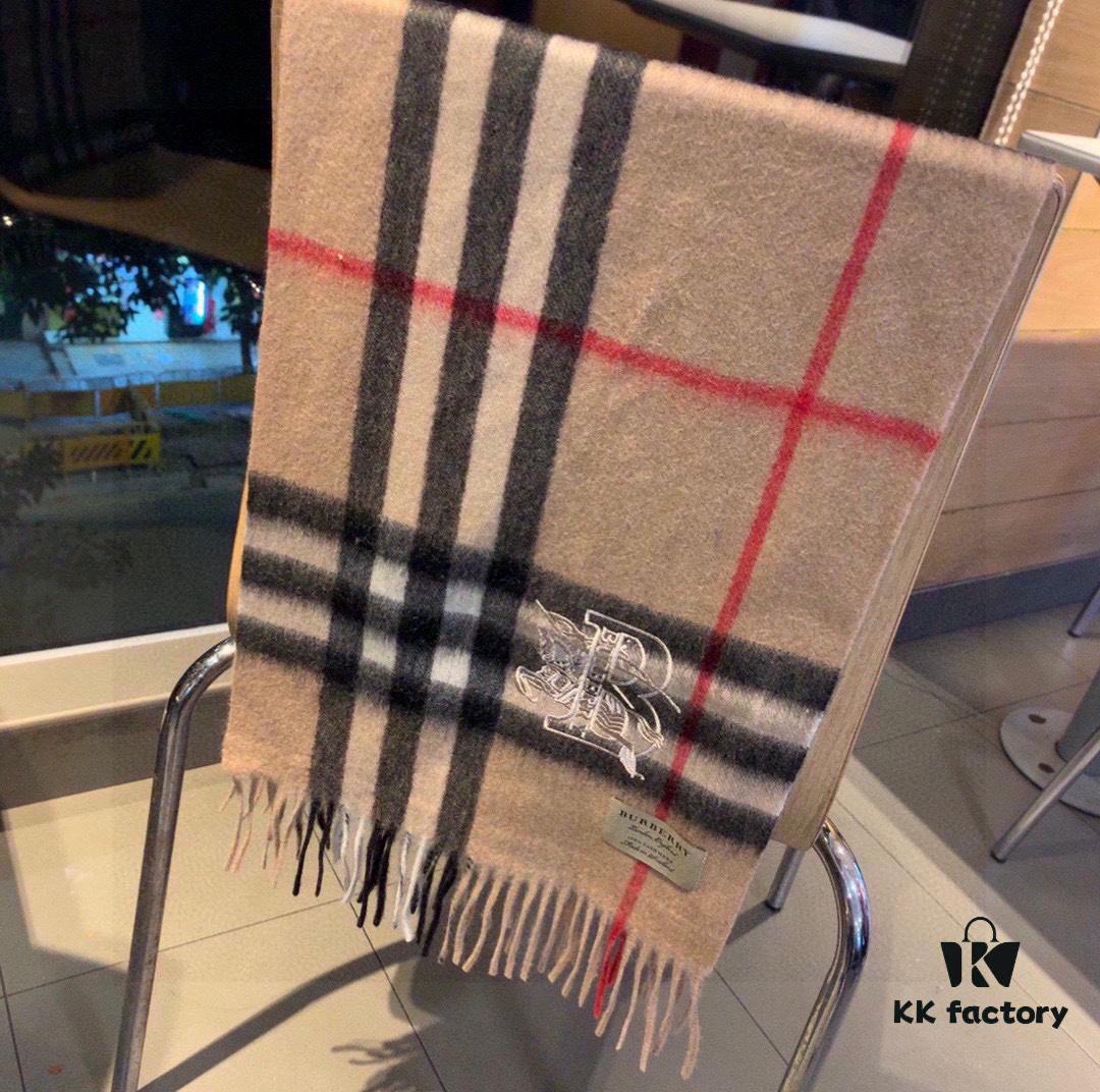 6931a97bccd8ab3d7af9ddef Top-Quality Original Version - Full Packaging, New Hot-Selling Style, Latest Counter Release (New Horse Logo) Highly Recommended, Burberry Official Website's Newest Arrival, 100% Premium Cashmere, Extremely Warm, Soft and Skin-Friendly, Non-Irritating, Classic Burberry Plaid Design, Unisex Scarf