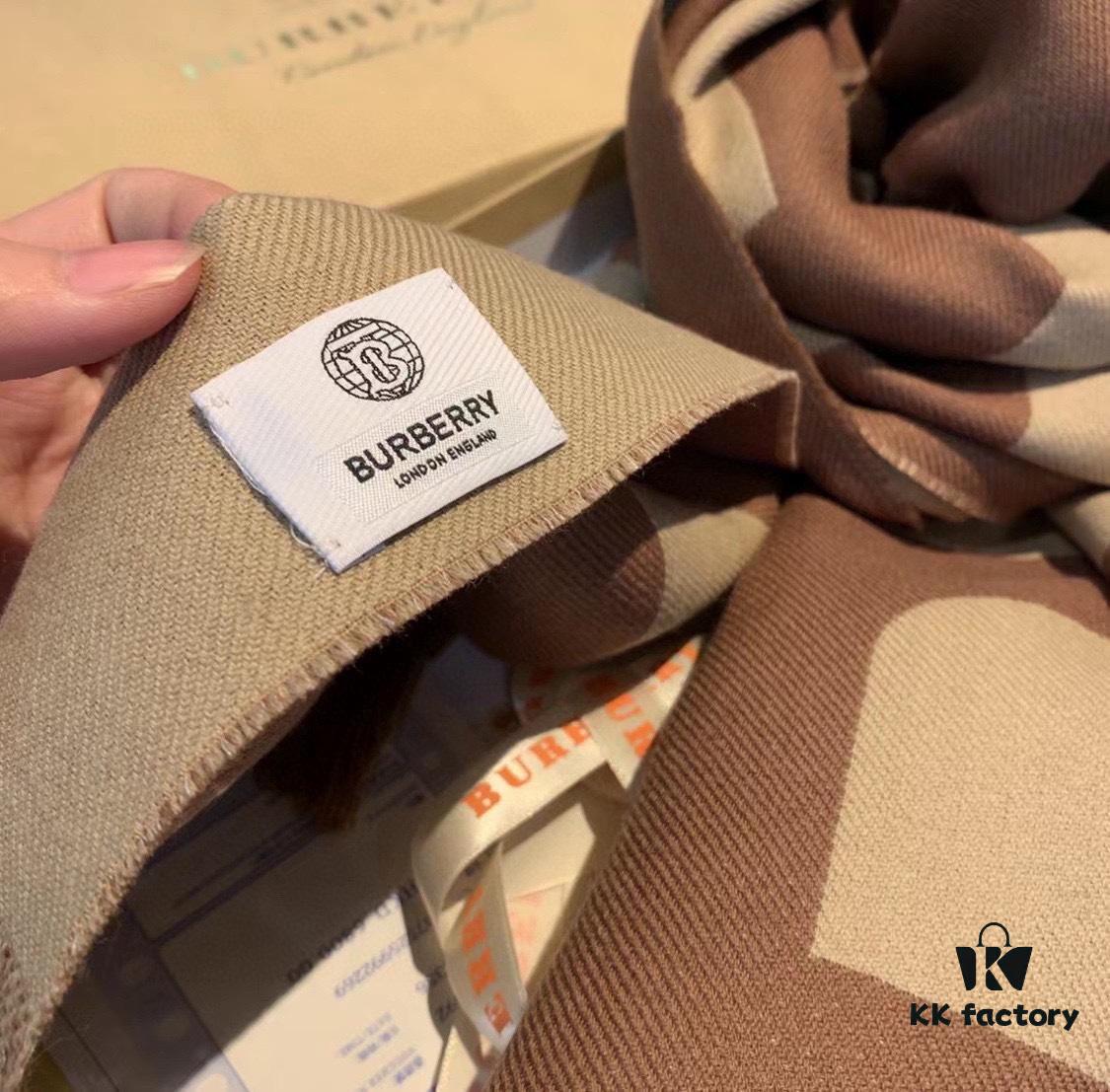 6931a984ccd8ab3d7af9de80 Authentic Top-tier Version, Full Packaging, Burberry Latest Counter New Arrival, Hot Launch, Premium Double-layer Yarn-dyed Craft