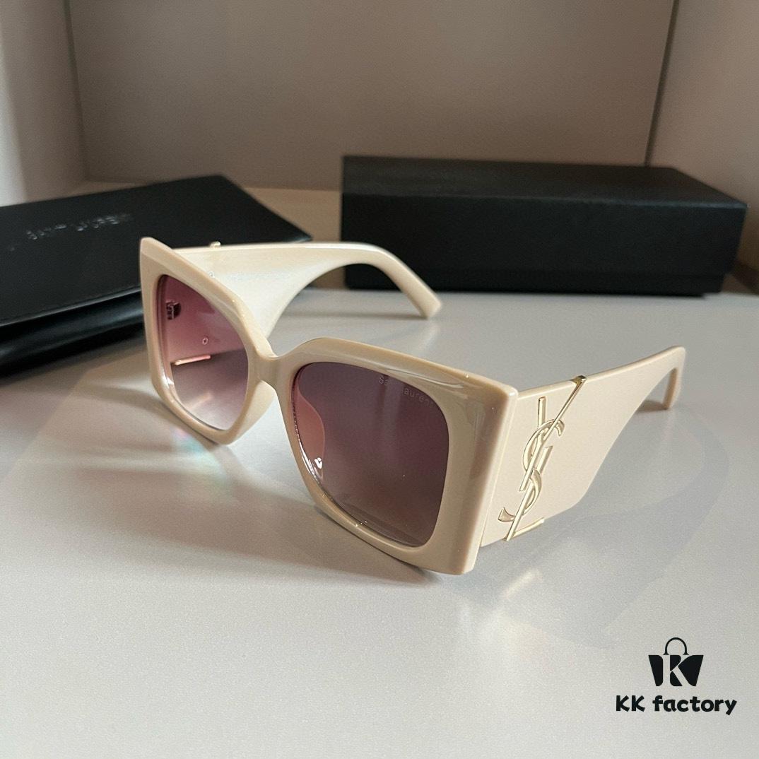 6931a989ccd8ab3d7af9ded3 YSL Saint Laurent Sunglasses, absolutely in love, the aura when worn is perfectly on point, greatly slimming the face, large-frame design yet surprisingly lightweight, with just-right temple curvature for a comfortable, feather-light fit!