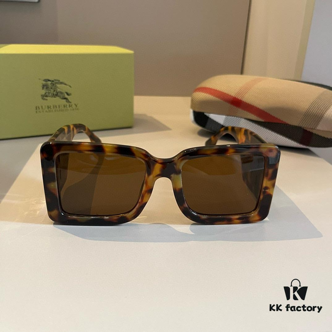 6931a98accd8ab3d7af9dee4 Burberry Sunglasses, absolutely in love, instantly elevating your presence, remarkably slimming the face, large-frame yet lightweight with perfectly engineered temples for a comfortable, feather-light wear!