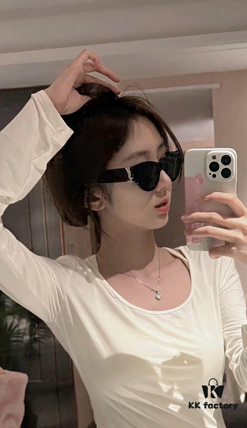 6931a9a3ccd8ab3d7af9e078 YSL Saint Laurent 2023 New Arrival SLM94 Gold Black Sunglasses