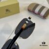 6931a9aeccd8ab3d7af9e138 Burberry New One-Piece Aviator Sunglasses, Must-Have Style for Travel, Popularized by Numerous Celebrities, Unisex Sun Glasses
