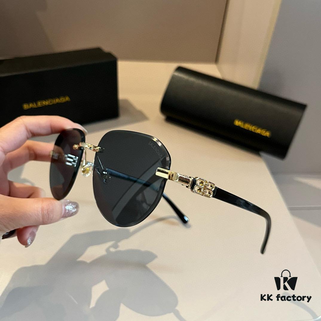 6931a9d5ccd8ab3d7af9e3aa Balenciaga Paris Fashion Sunglasses - The Same Pair Worn by Celebrities and Influencers