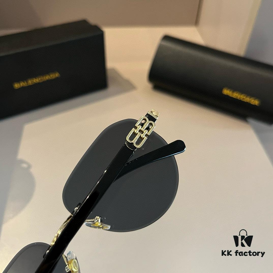 6931a9d5ccd8ab3d7af9e3af Balenciaga Paris Fashion Sunglasses - The Same Pair Worn by Celebrities and Influencers