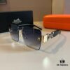 6931a9d9ccd8ab3d7af9e3e3 HERMES Hermès New Heavyweight Women's Sunglasses