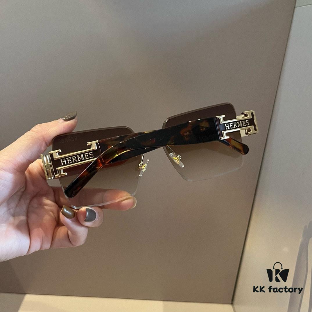 6931a9e9ccd8ab3d7af9e4ec HERMES Hermès New Heavyweight Women's Sunglasses, Large Frame with 3D Design to Flatter Facial Features, Retro and Elegant Style