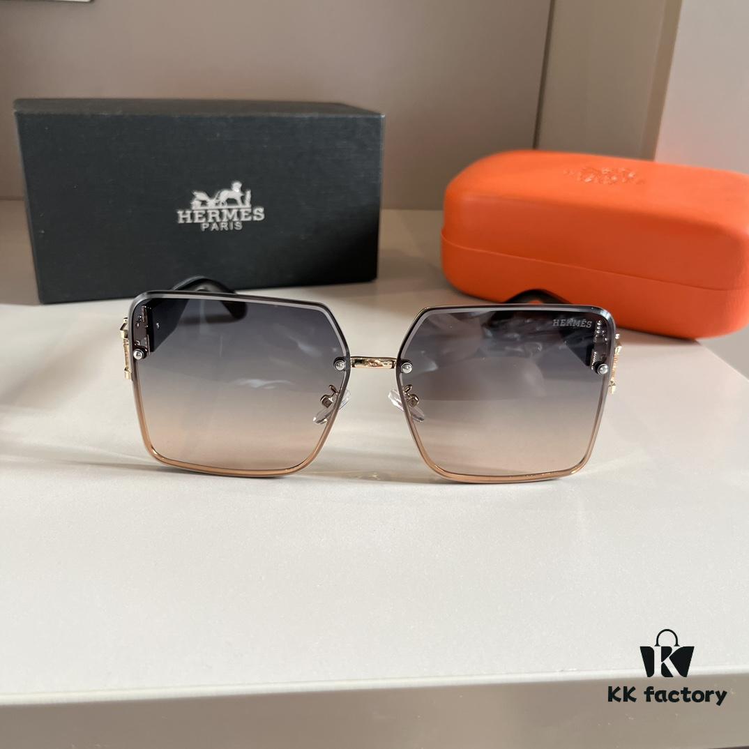 6931a9ebccd8ab3d7af9e50d HERMES Hermès Heavyweight New Arrival Women's Sunglasses, Large Frame with 3D Design to Flatter Facial Features, Retro and Elegant Style