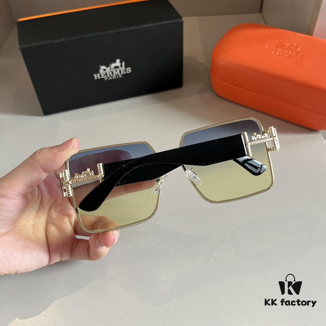 6931a9ecccd8ab3d7af9e51b HERMES Hermès New Heavyweight Women's Sunglasses