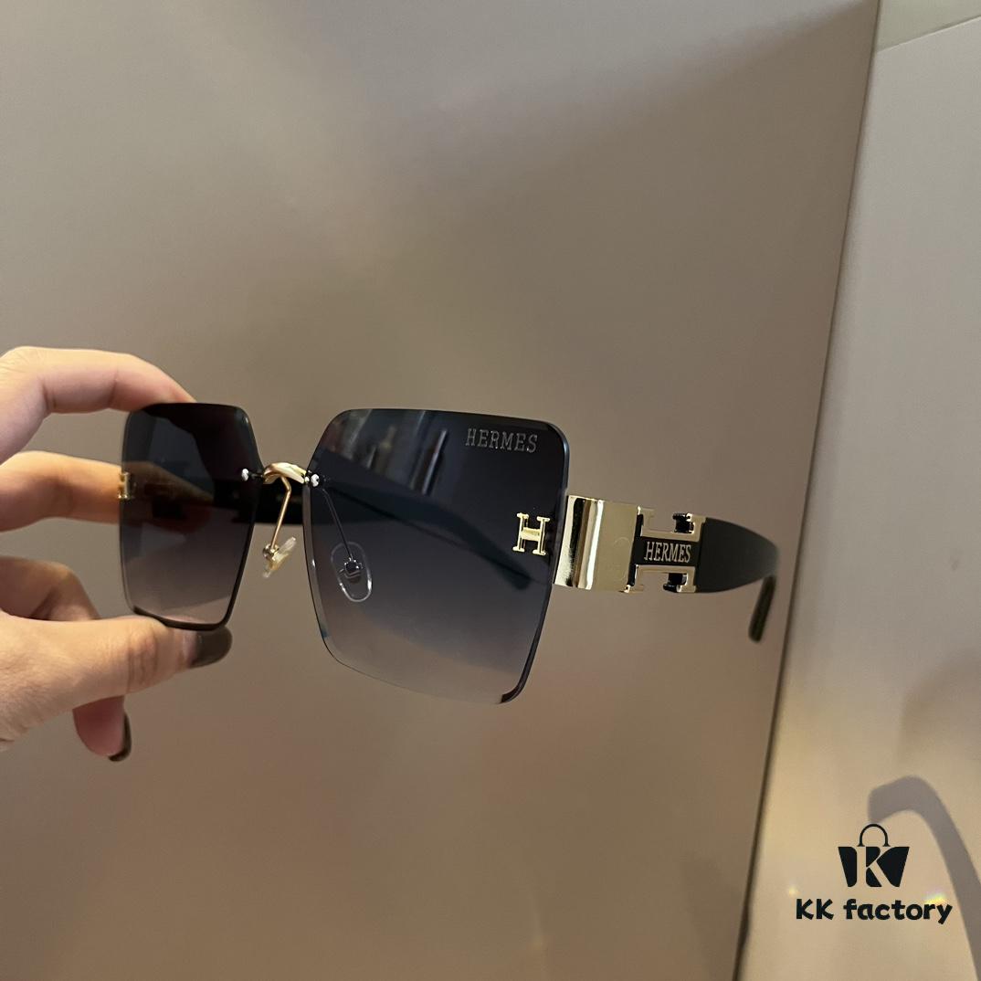 6931a9efccd8ab3d7af9e549 Hermes Women's Oversized 3D Frame Sunglasses, New Heavyweight Collection