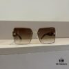 6931a9efccd8ab3d7af9e554 HERMES Hermès New Heavyweight Women's Sunglasses, Large Frame with 3D Design to Flatter Facial Features, Retro and Elegant Style
