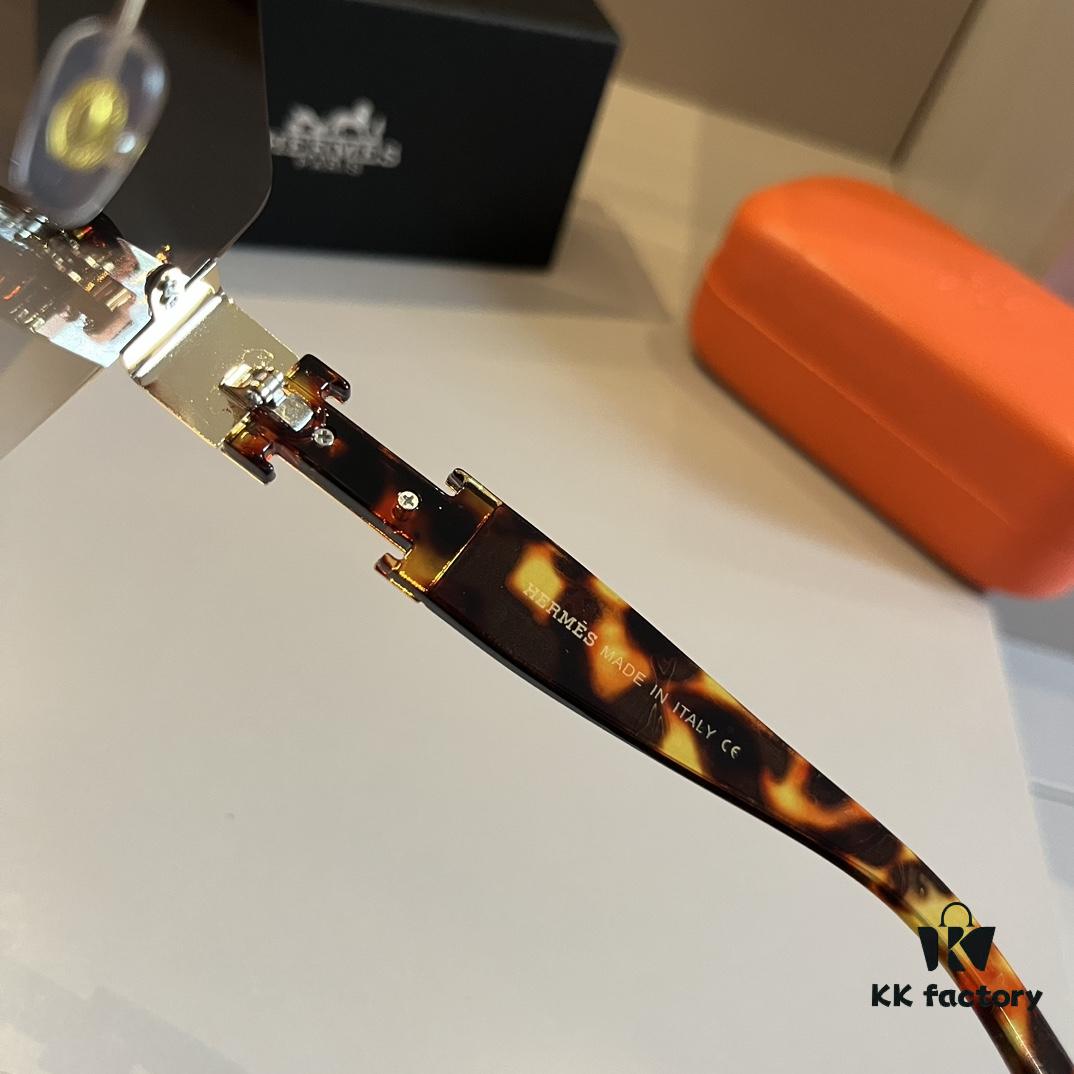 6931a9f0ccd8ab3d7af9e557 HERMES Hermès New Heavyweight Women's Sunglasses, Large Frame with 3D Design to Flatter Facial Features, Retro and Elegant Style